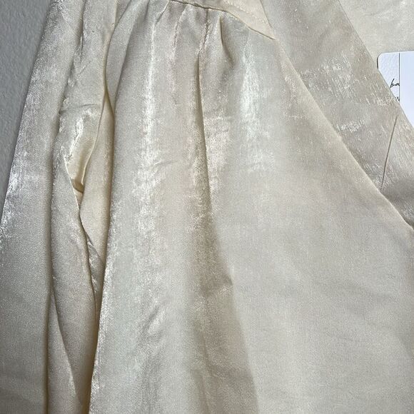 Band of the Free Cash Ivory Long Sleeve Satin Popover Blouse - Picture 3 of 7